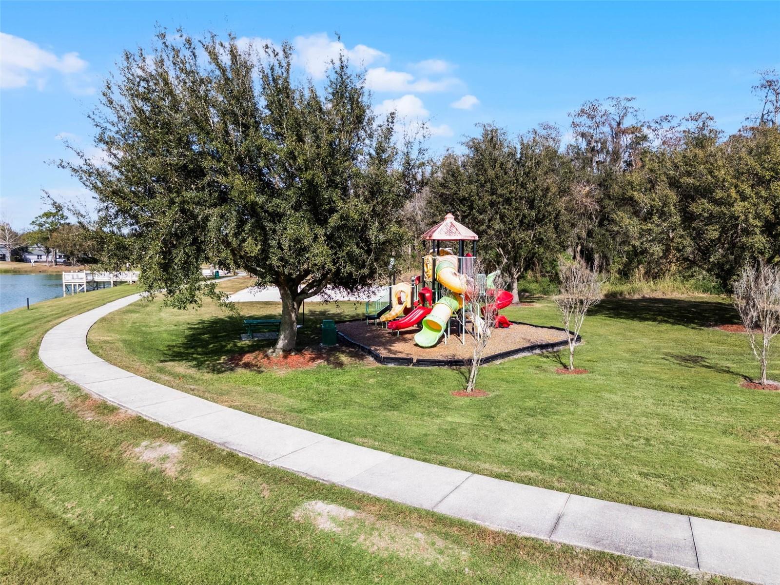 LAKE BERKLEY RESORT VILLAS PH 2 - Residential