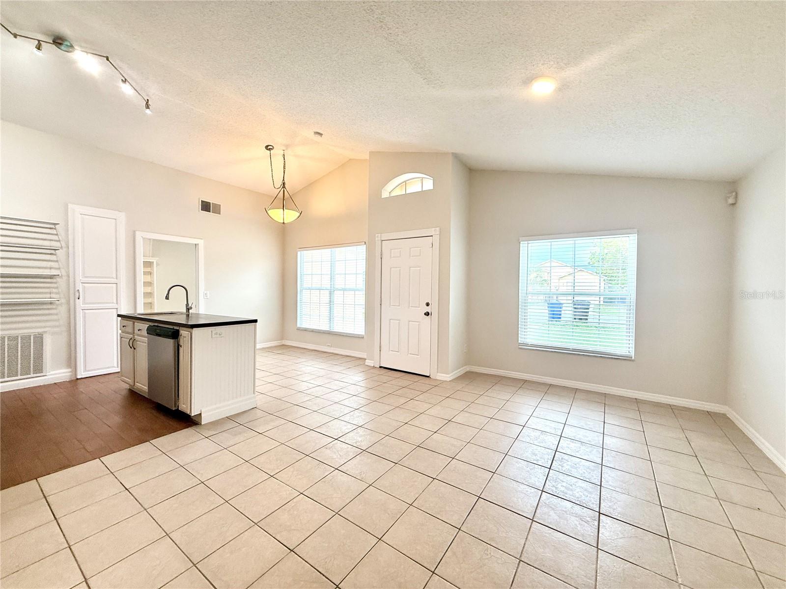 1001 GOLFSIDE COURT