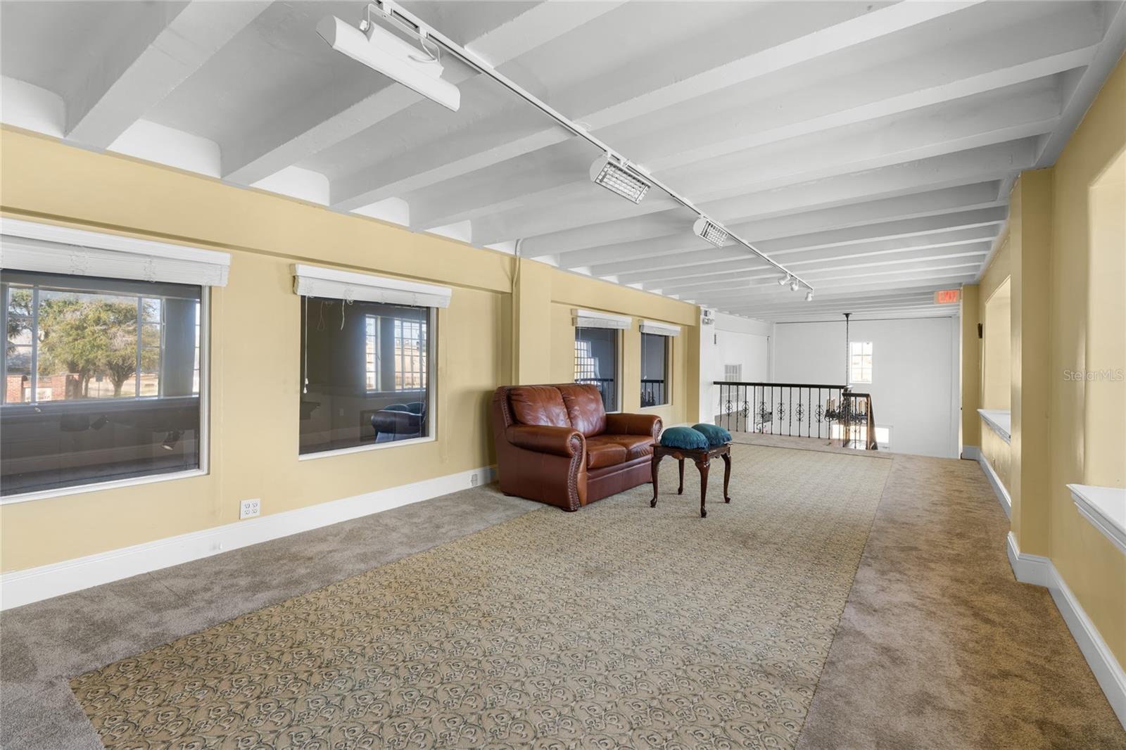 ALLREDS ADD - Commercial Sale