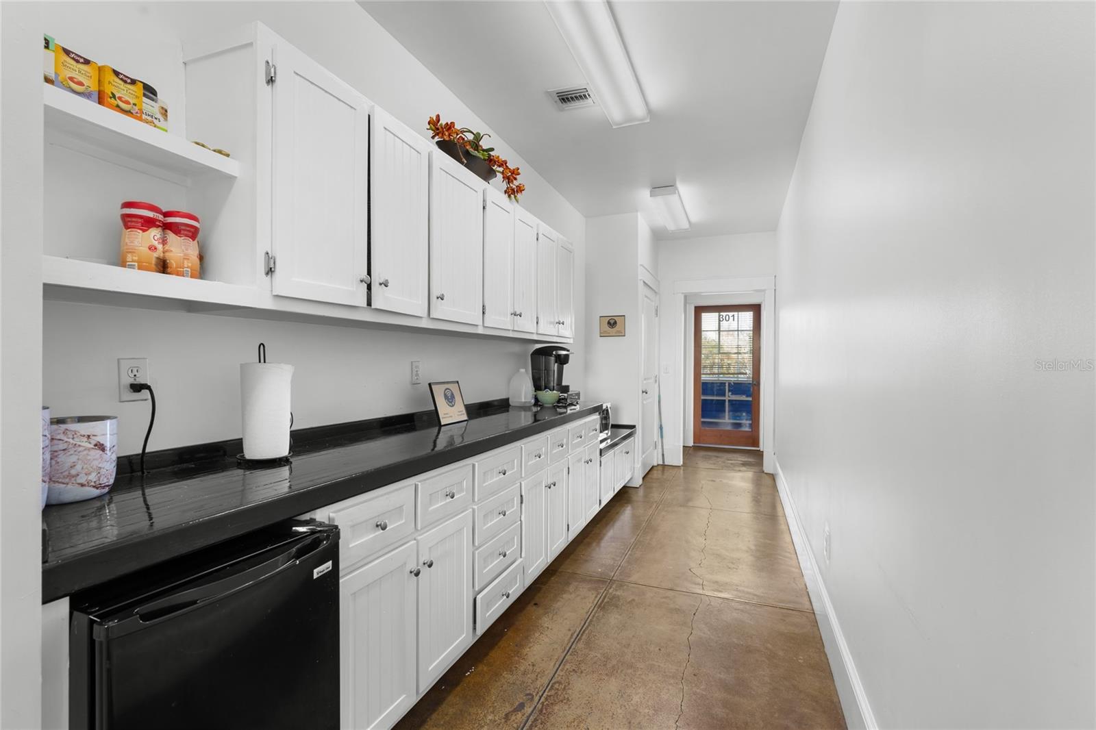 ALLREDS ADD - Commercial Sale