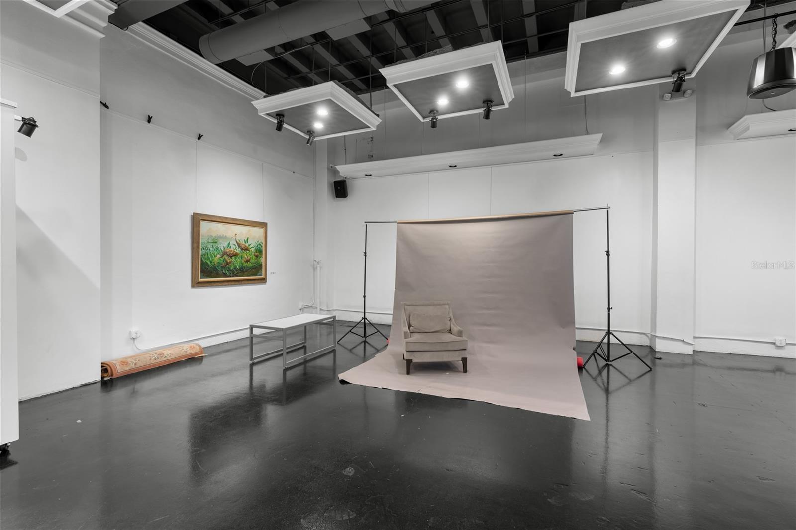 ALLREDS ADD - Commercial Sale