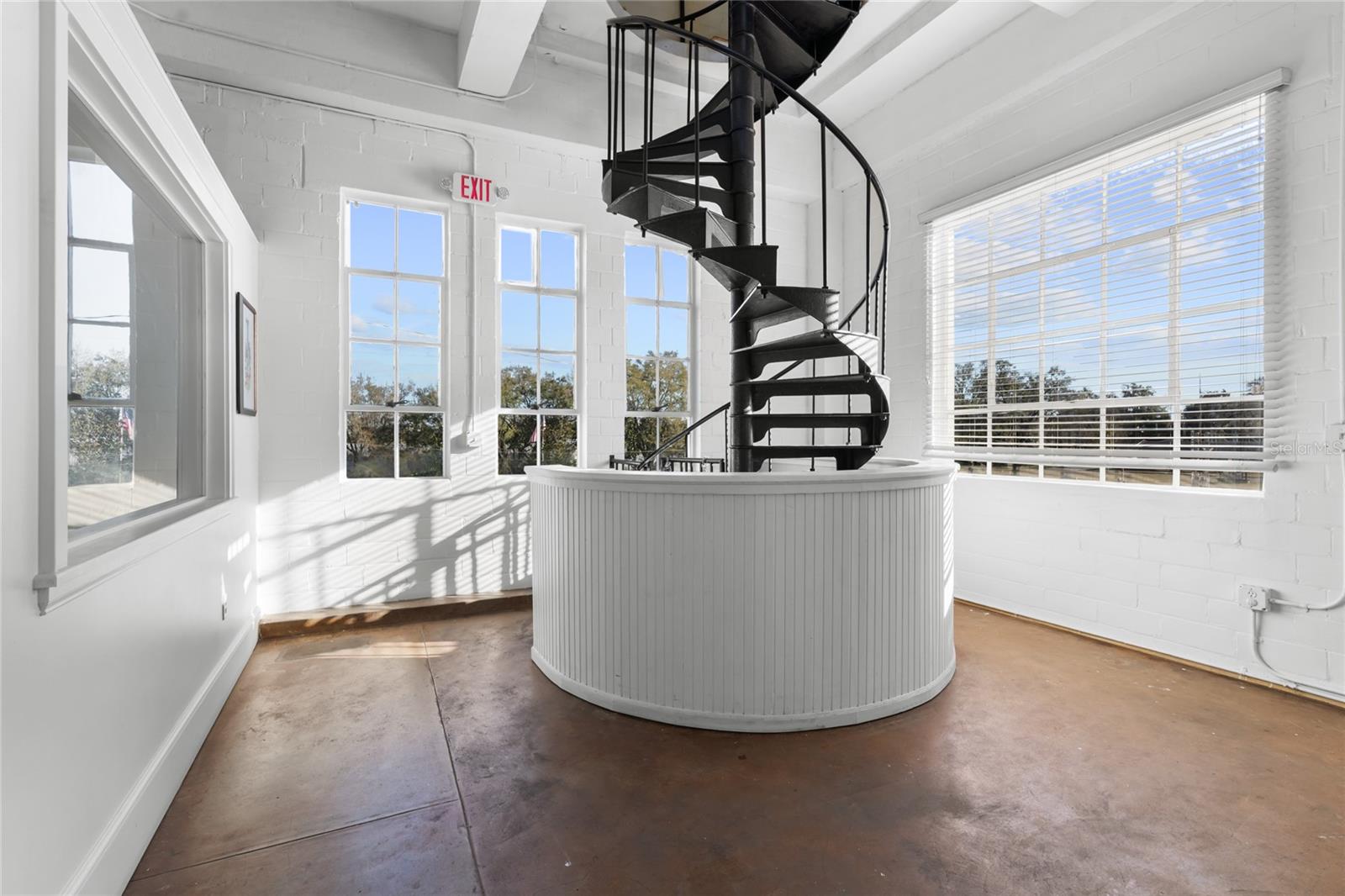 ALLREDS ADD - Commercial Sale