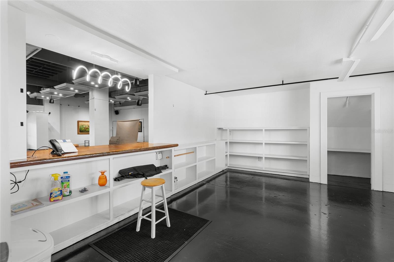 ALLREDS ADD - Commercial Sale