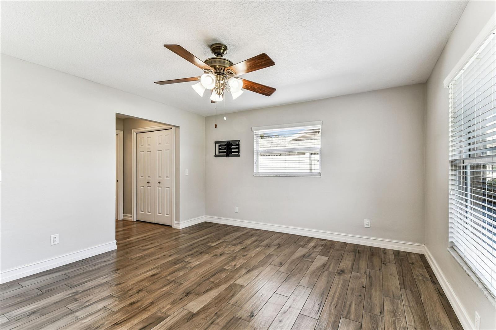 WOODLAND HILLS 1ST ADD - Residential