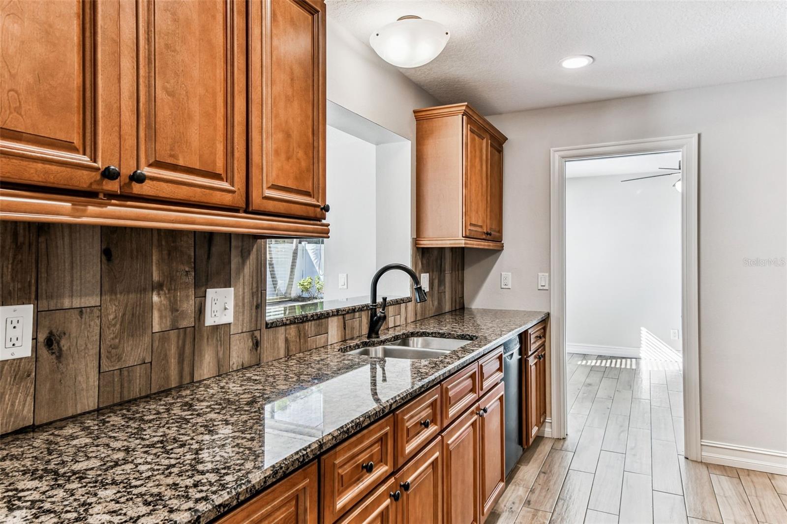 WOODLAND HILLS 1ST ADD - Residential