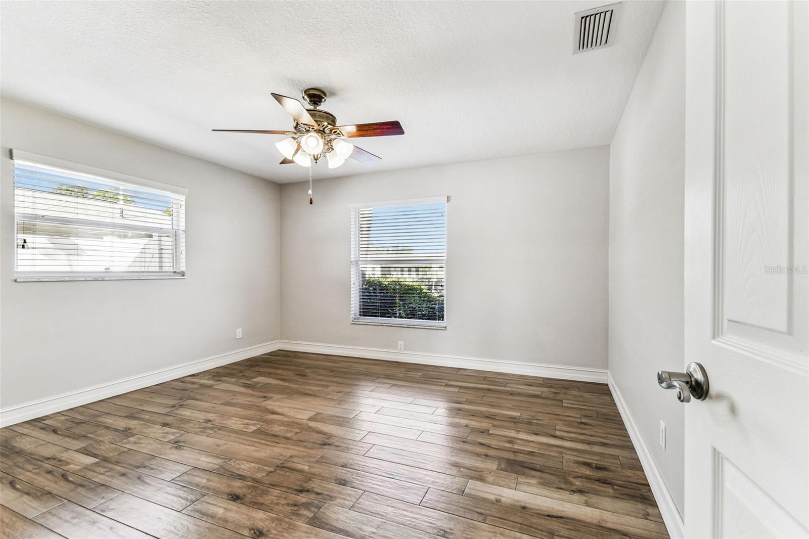 WOODLAND HILLS 1ST ADD - Residential