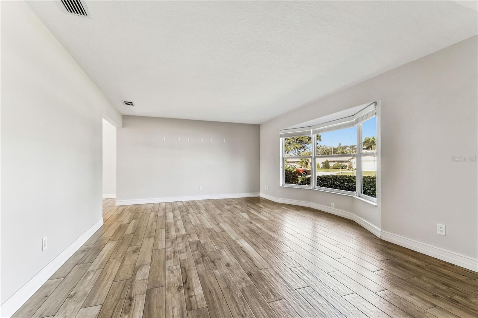 WOODLAND HILLS 1ST ADD - Residential