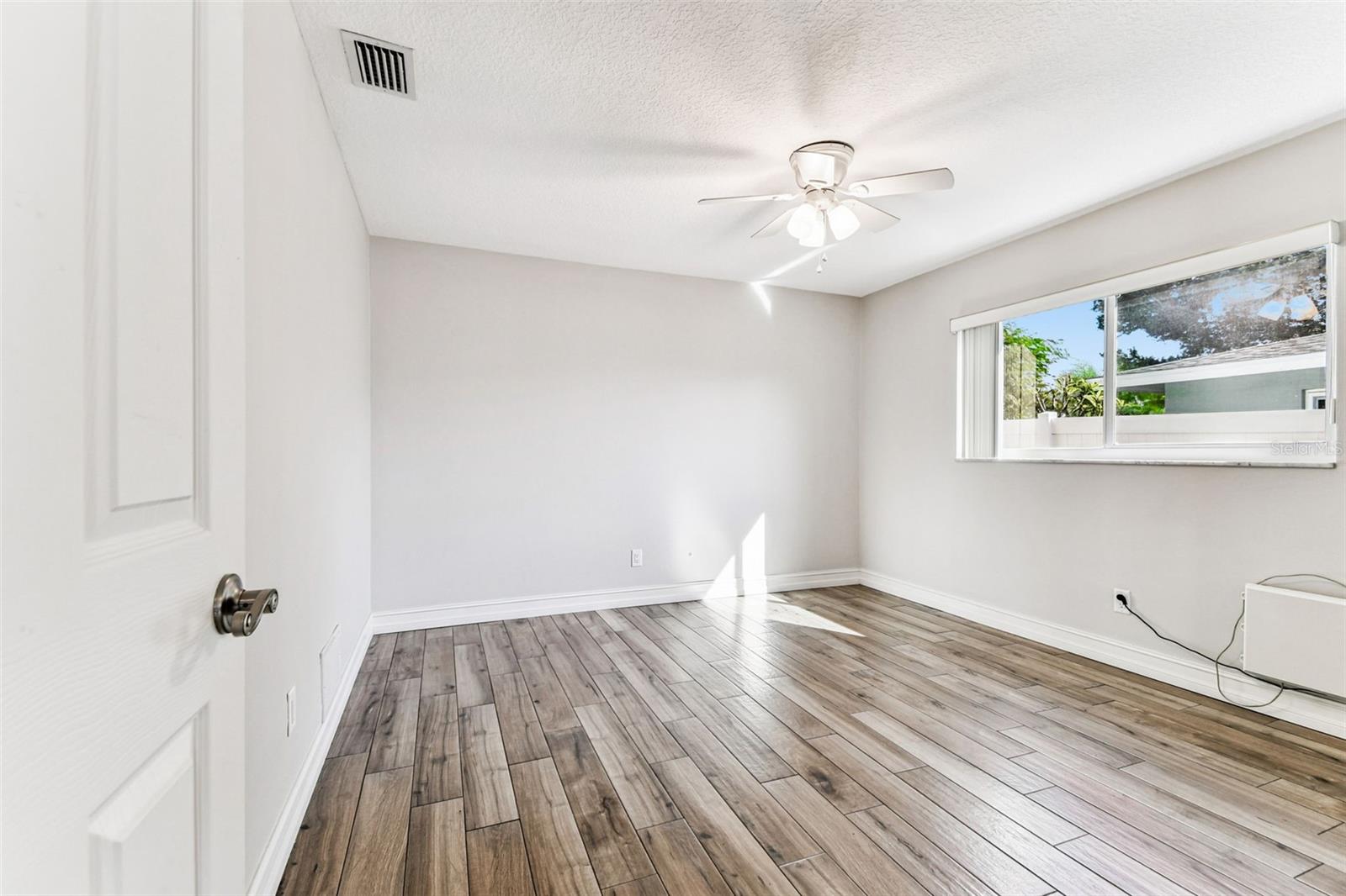 WOODLAND HILLS 1ST ADD - Residential