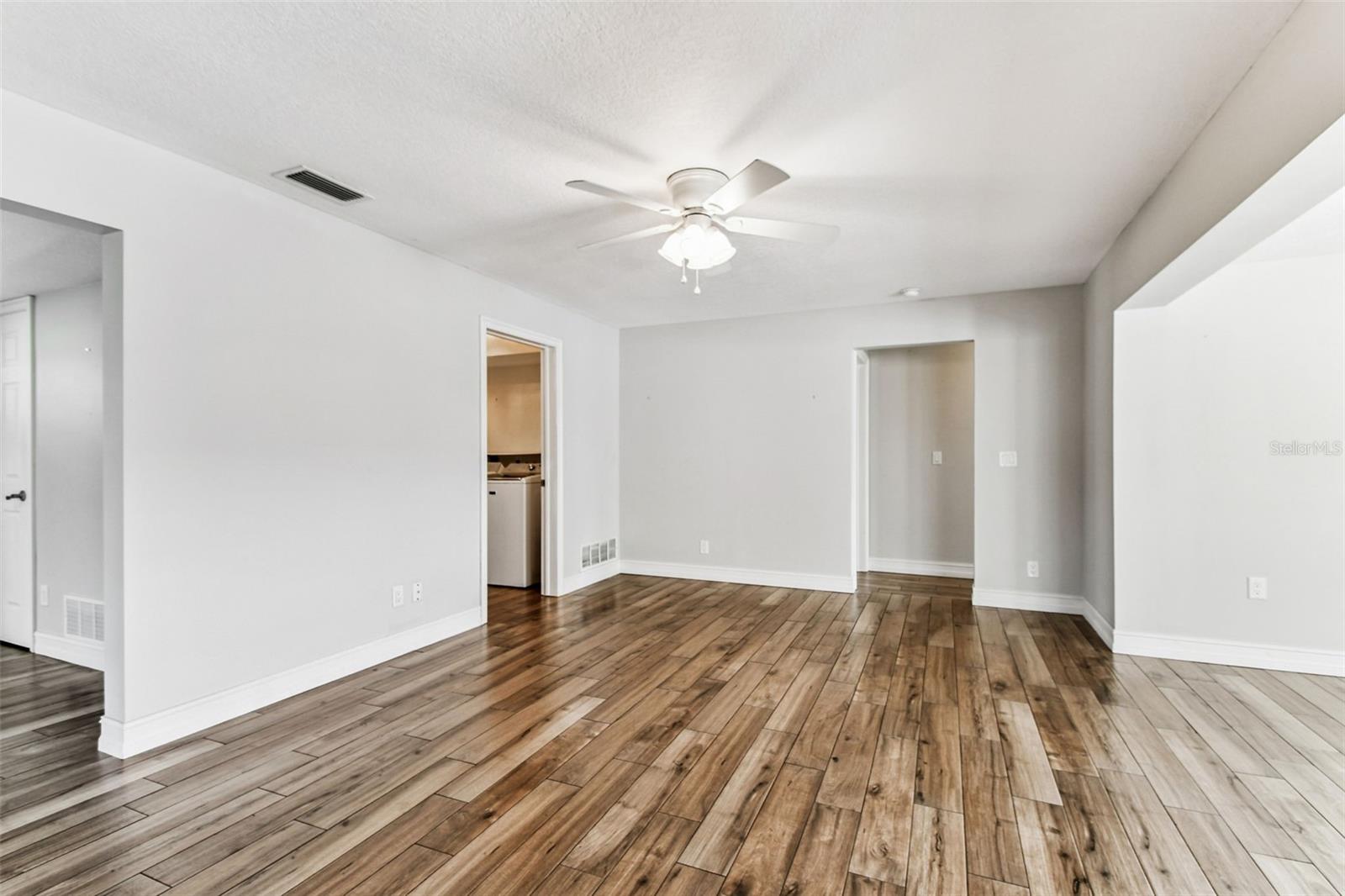 WOODLAND HILLS 1ST ADD - Residential