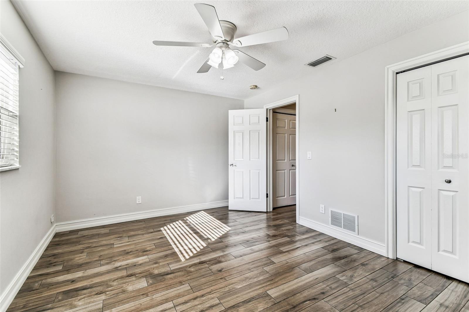 WOODLAND HILLS 1ST ADD - Residential