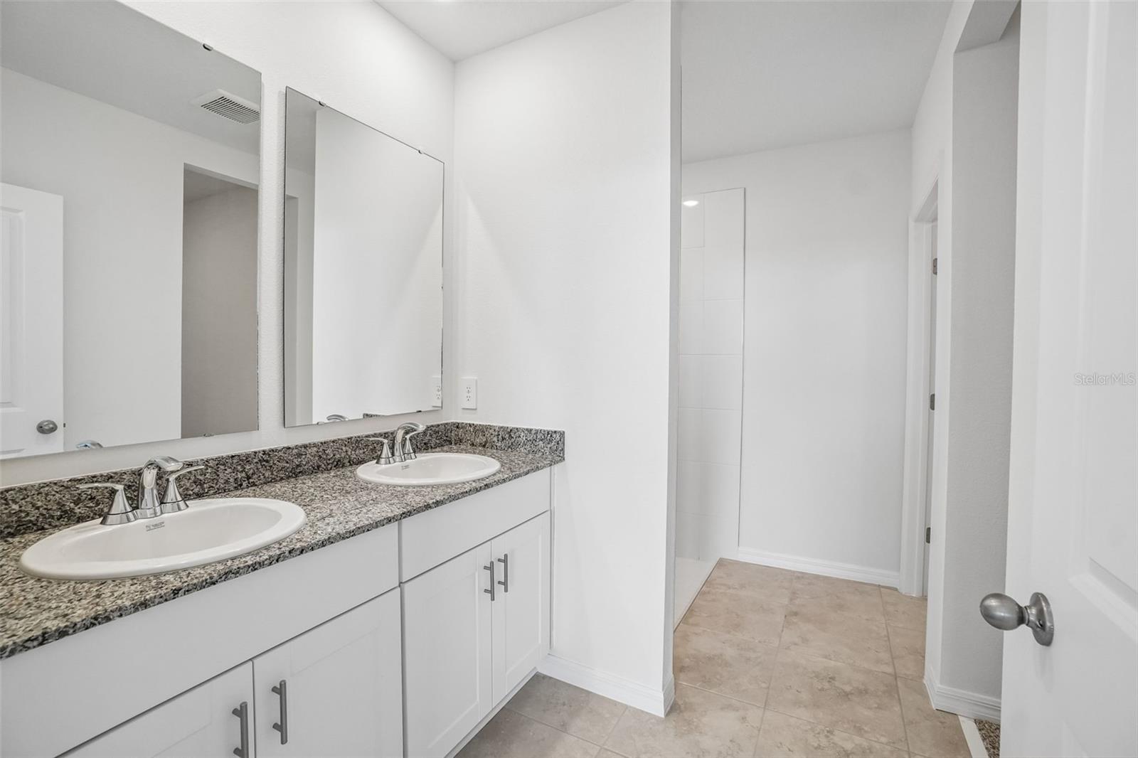 HAMILTON BLUFF - Residential