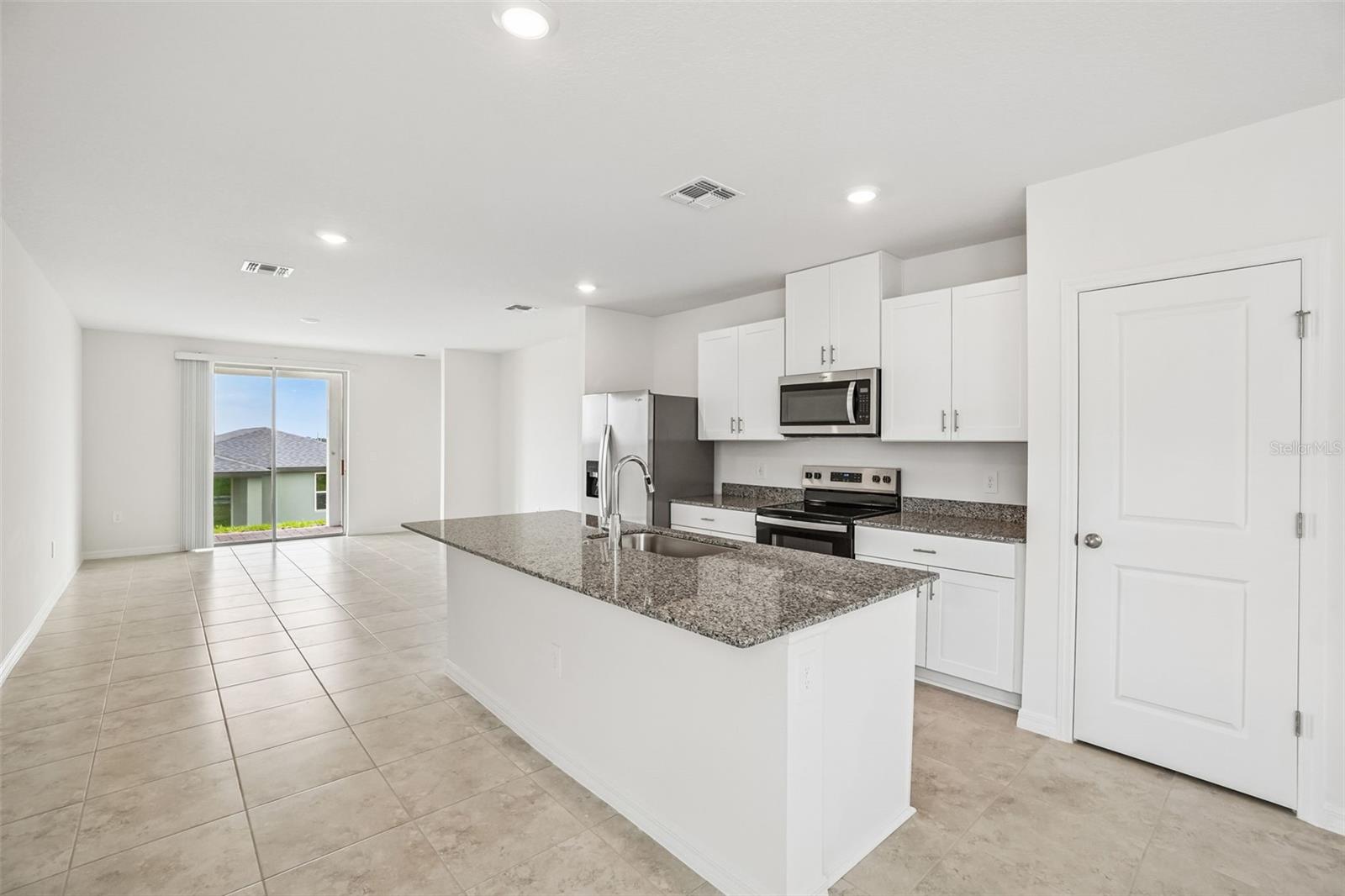 HAMILTON BLUFF - Residential