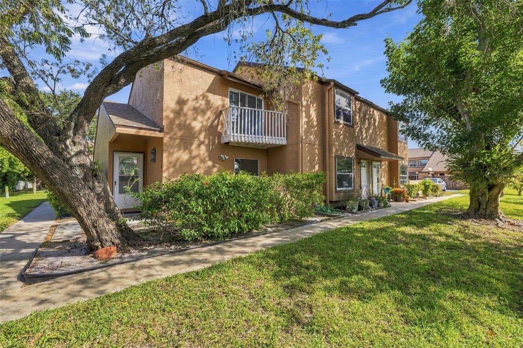 Photo of 1896 Clearbrooke Drive, Clearwater, FL 33760 (MLS # TB8563004)