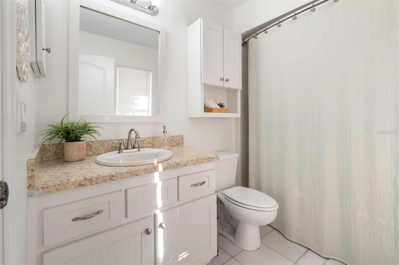 CYPRESS LAKES - Residential