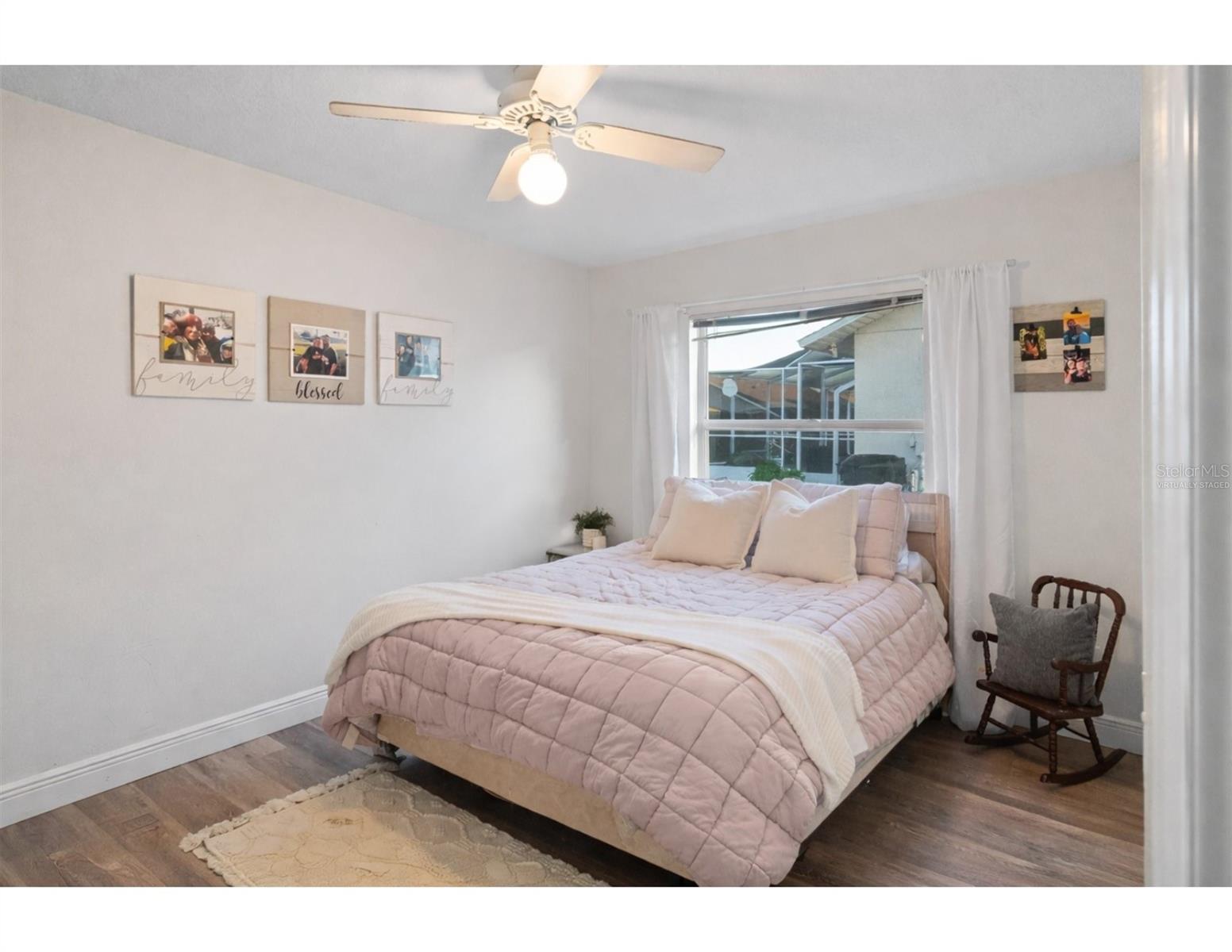 CYPRESS LAKES - Residential