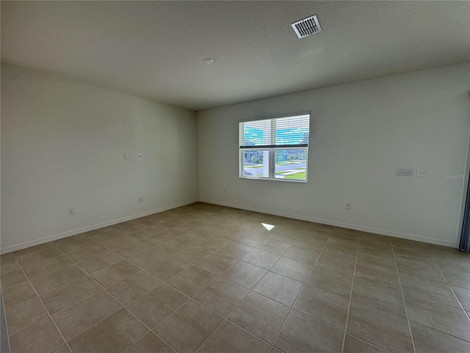 DEER RUN ESTATES - Residential Lease