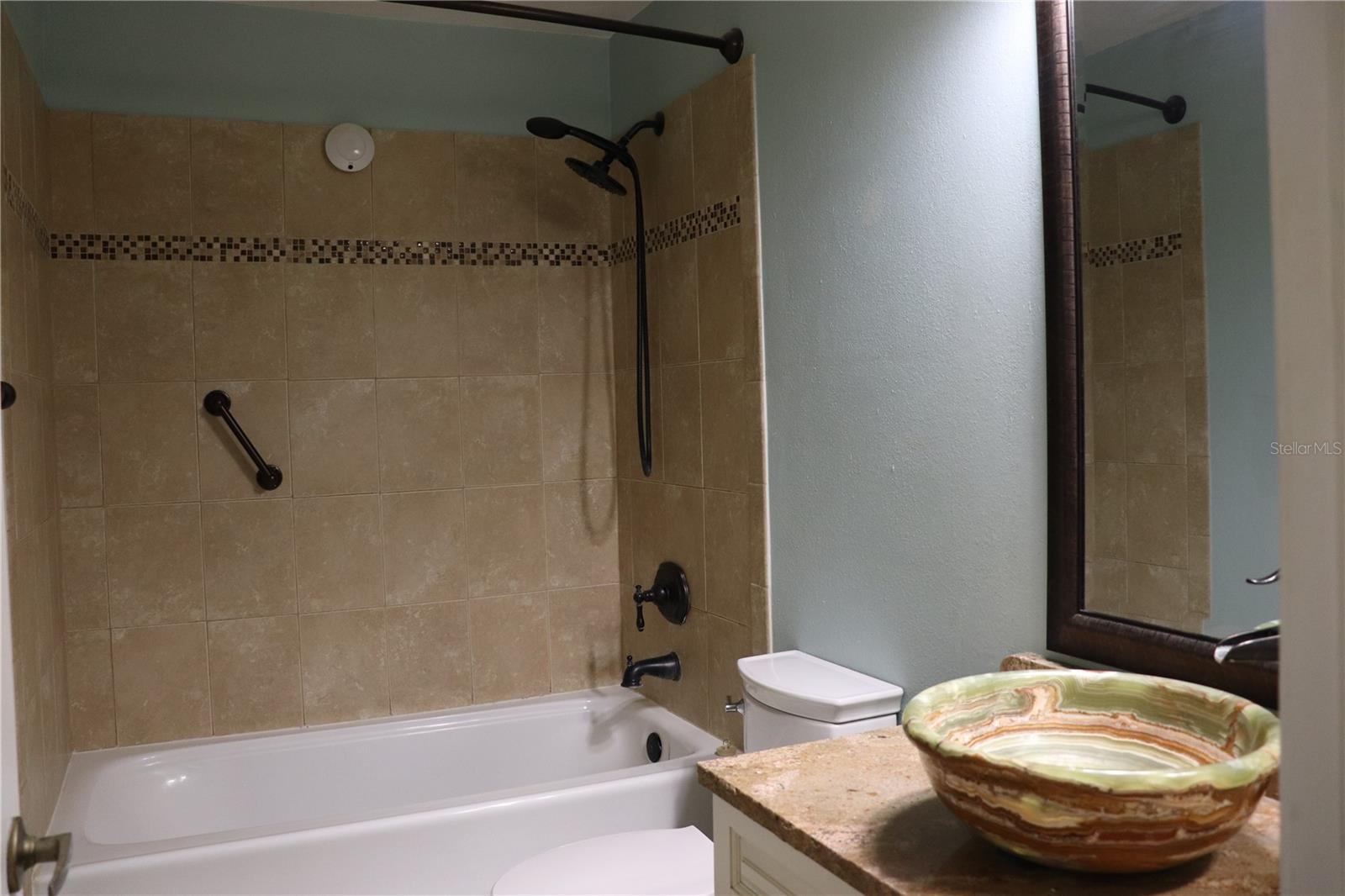 TANGERINE - Residential