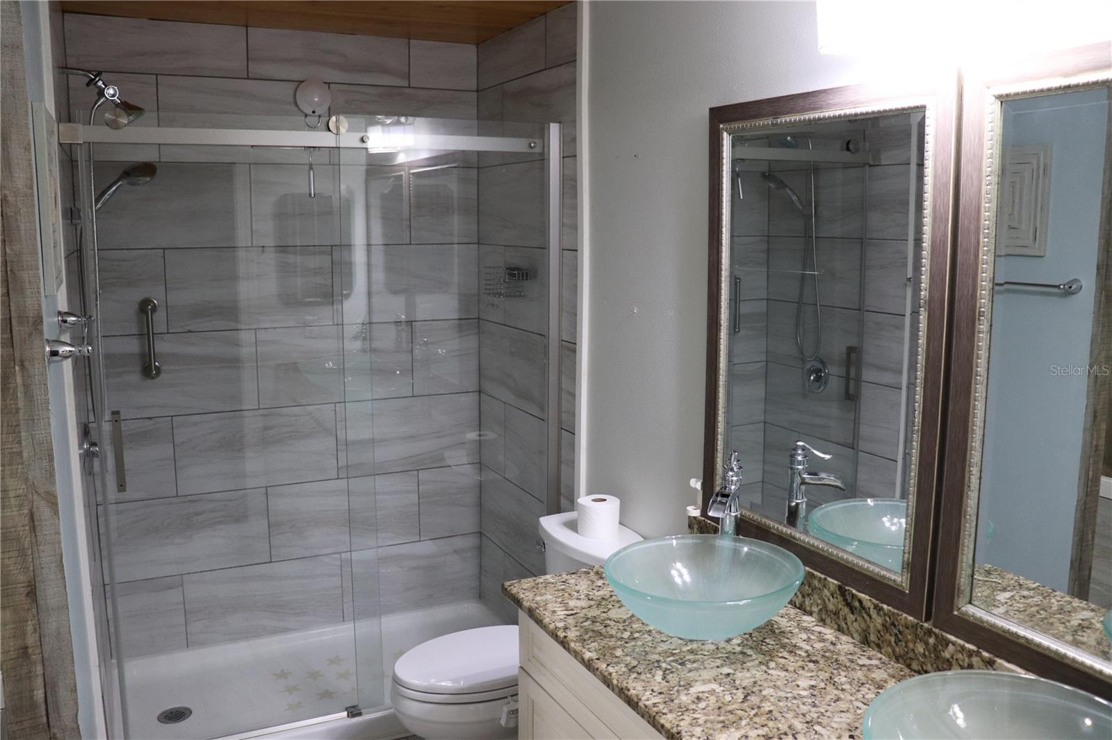 TANGERINE - Residential