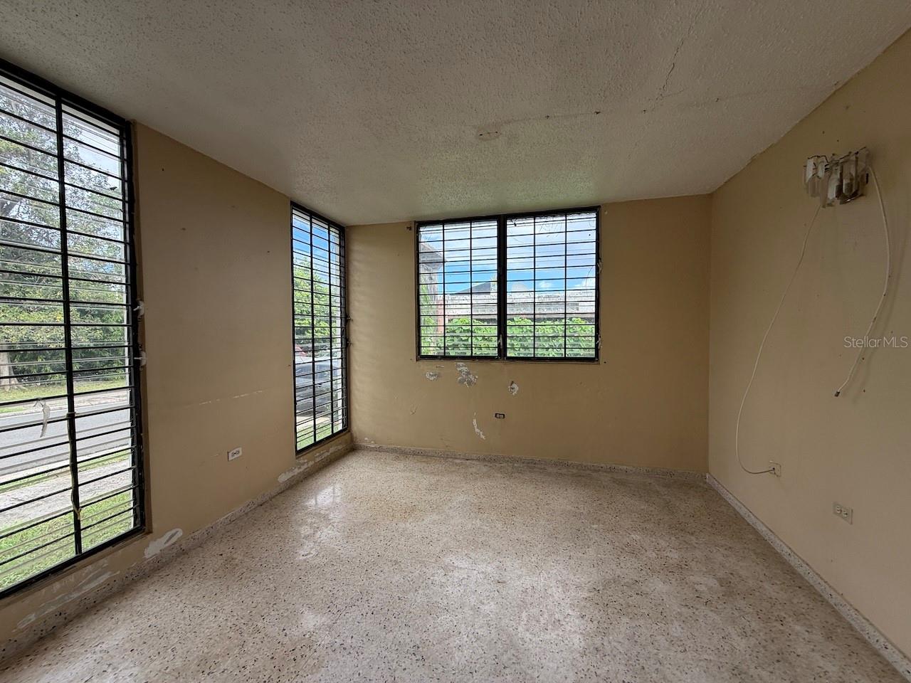 ALTURAS DE SAN PEDRO - Residential