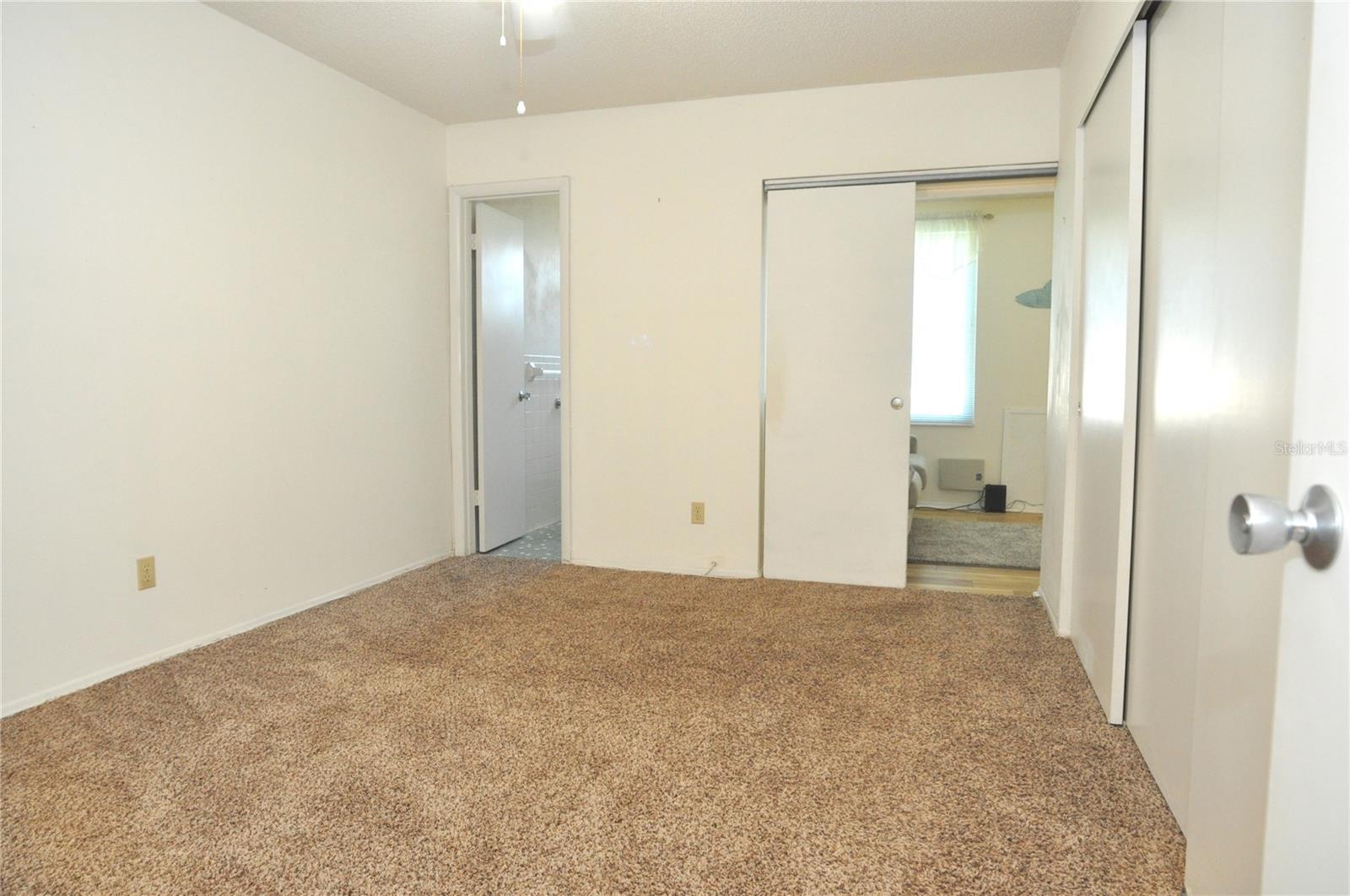 ON TOP OF THE WORLD - Residential