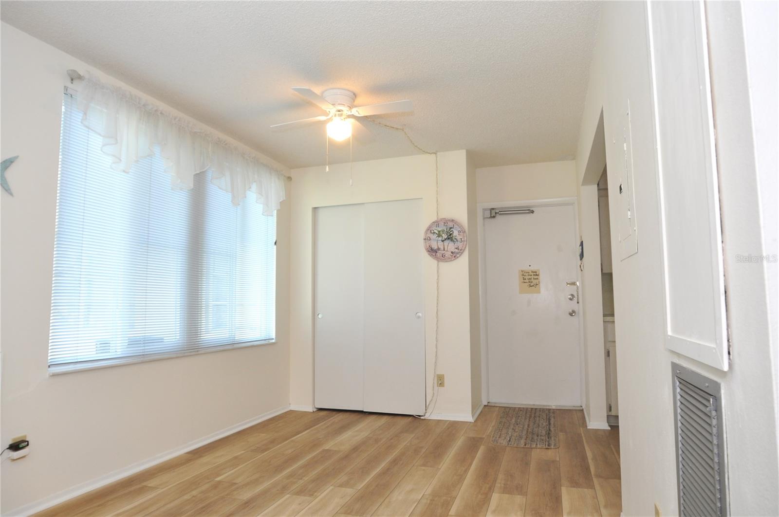 ON TOP OF THE WORLD - Residential