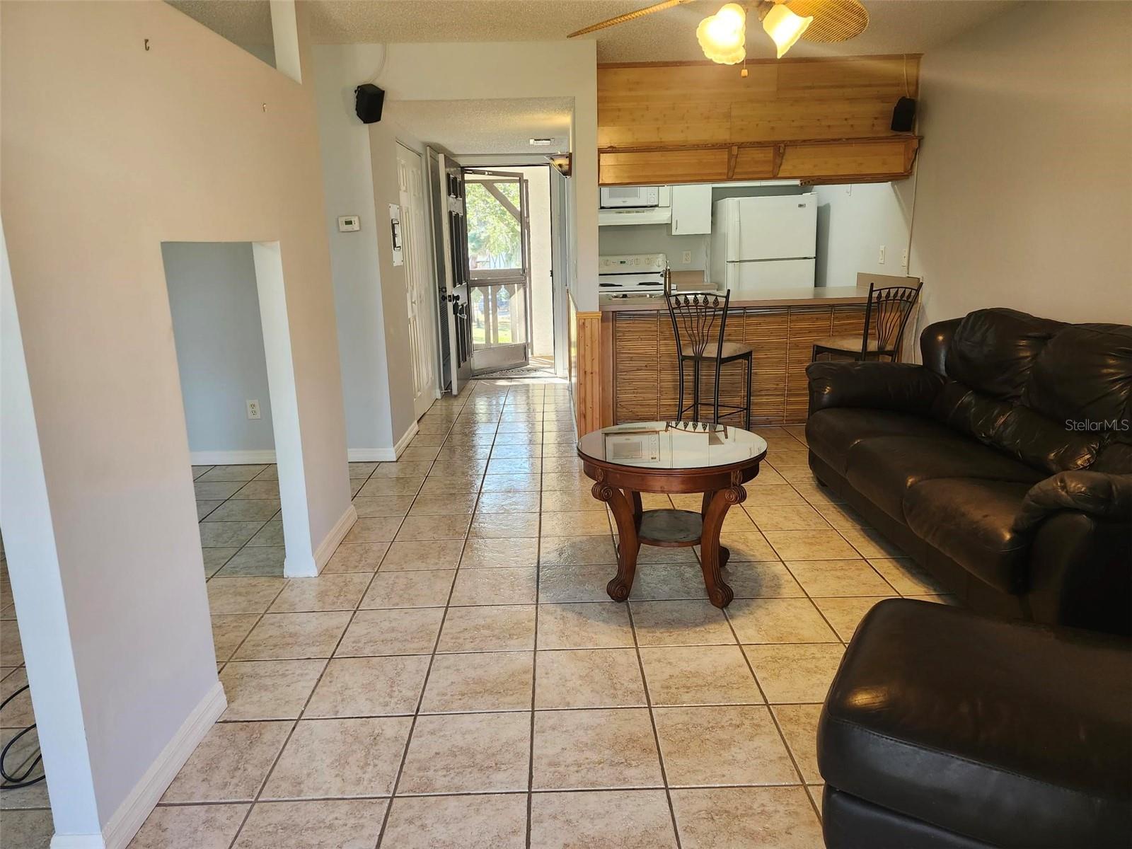 HARBOUR TOWNE CONDO - Residential