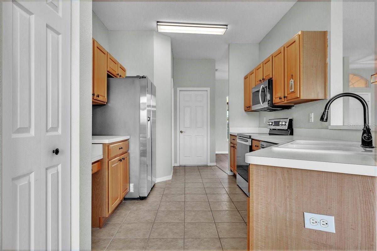 KINGS GATE PH 02 - Residential