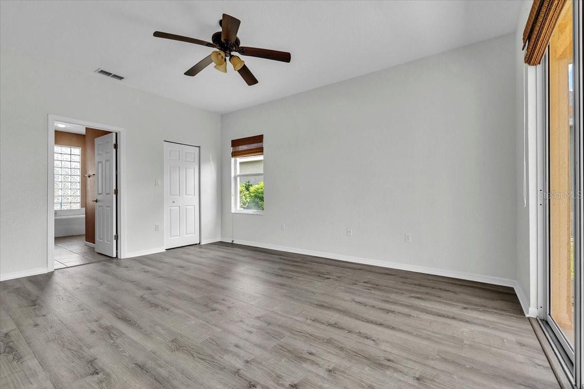 KINGS GATE PH 02 - Residential