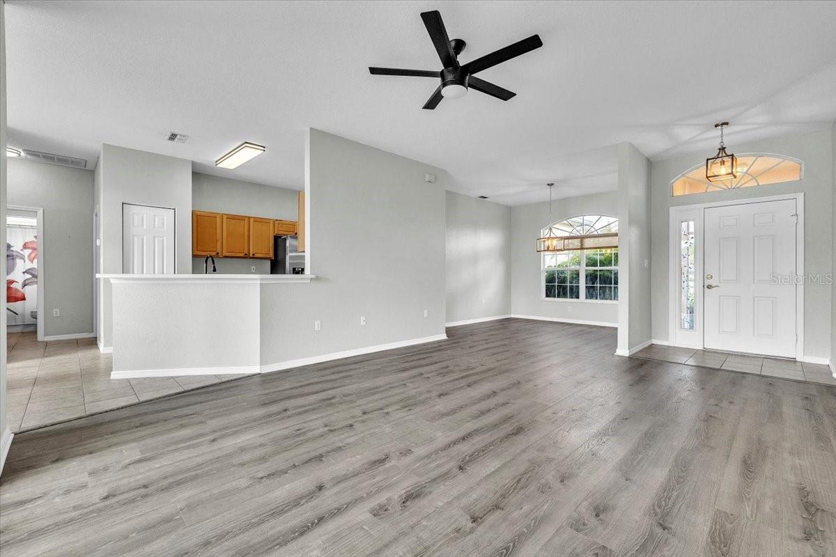 KINGS GATE PH 02 - Residential