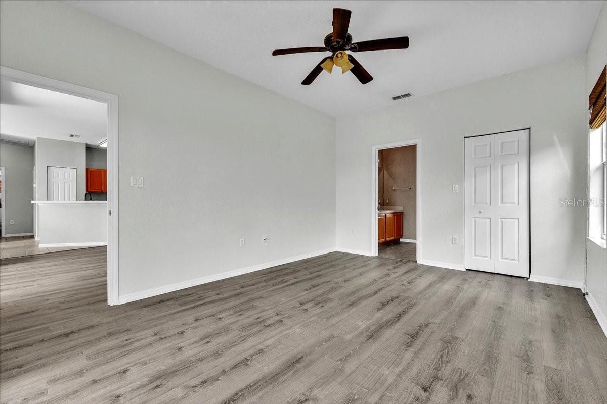 KINGS GATE PH 02 - Residential