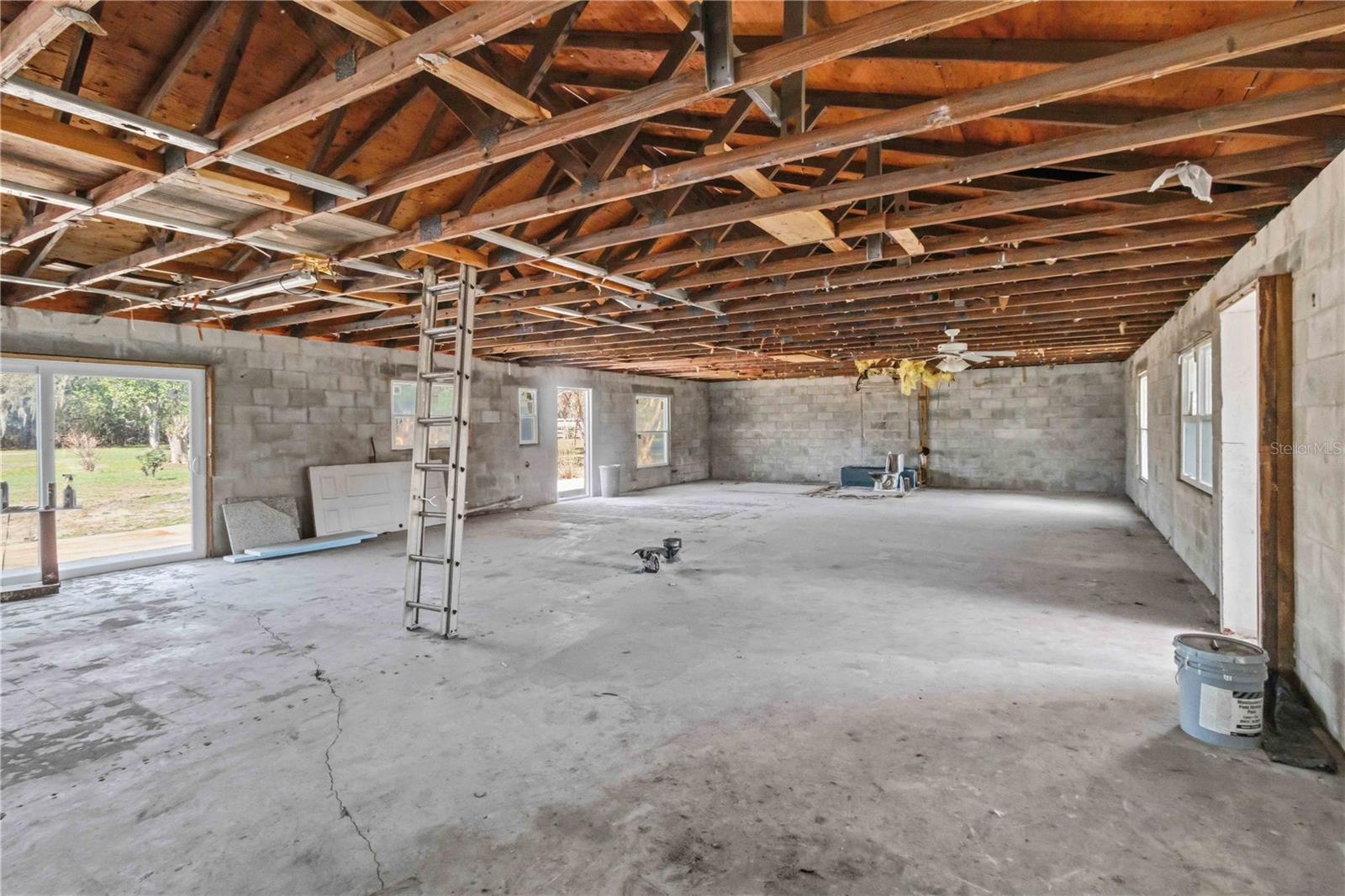 UNPLATTED - Residential