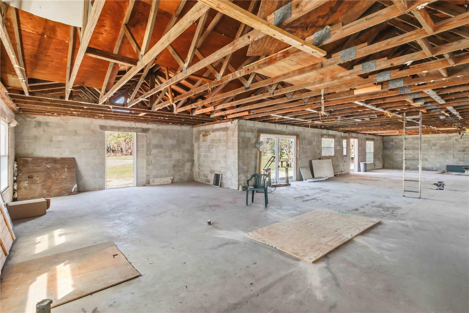 UNPLATTED - Residential