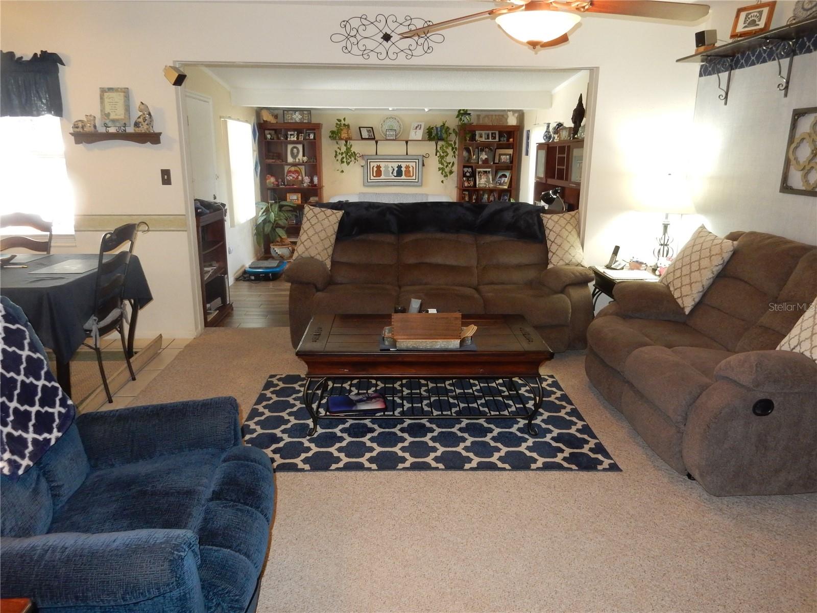 KENSINGTON PARK - Residential