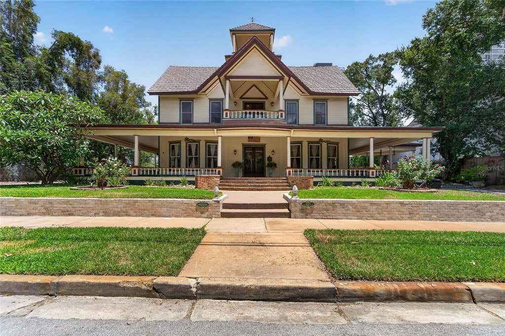 Photo of 3007 W Stovall Street, Tampa, FL 33629 (MLS # TB8522385)
