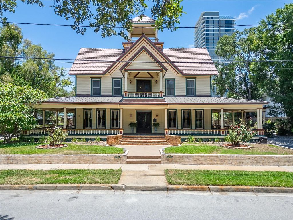 Photo of 3007 W Stovall Street, Tampa, FL 33629 (MLS # TB8522385)