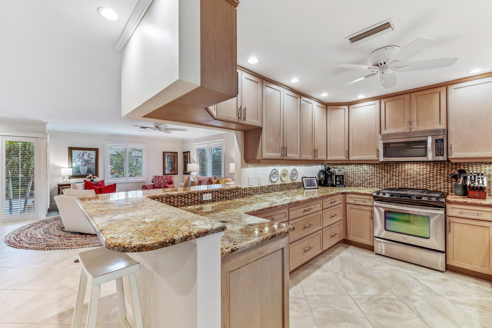 HARBOR DRIVE WATERWAYS - Residential