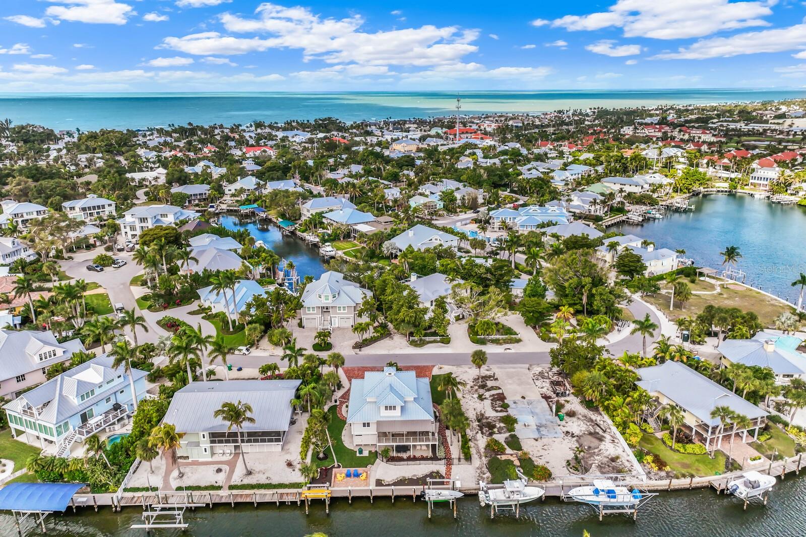 HARBOR DRIVE WATERWAYS - Residential