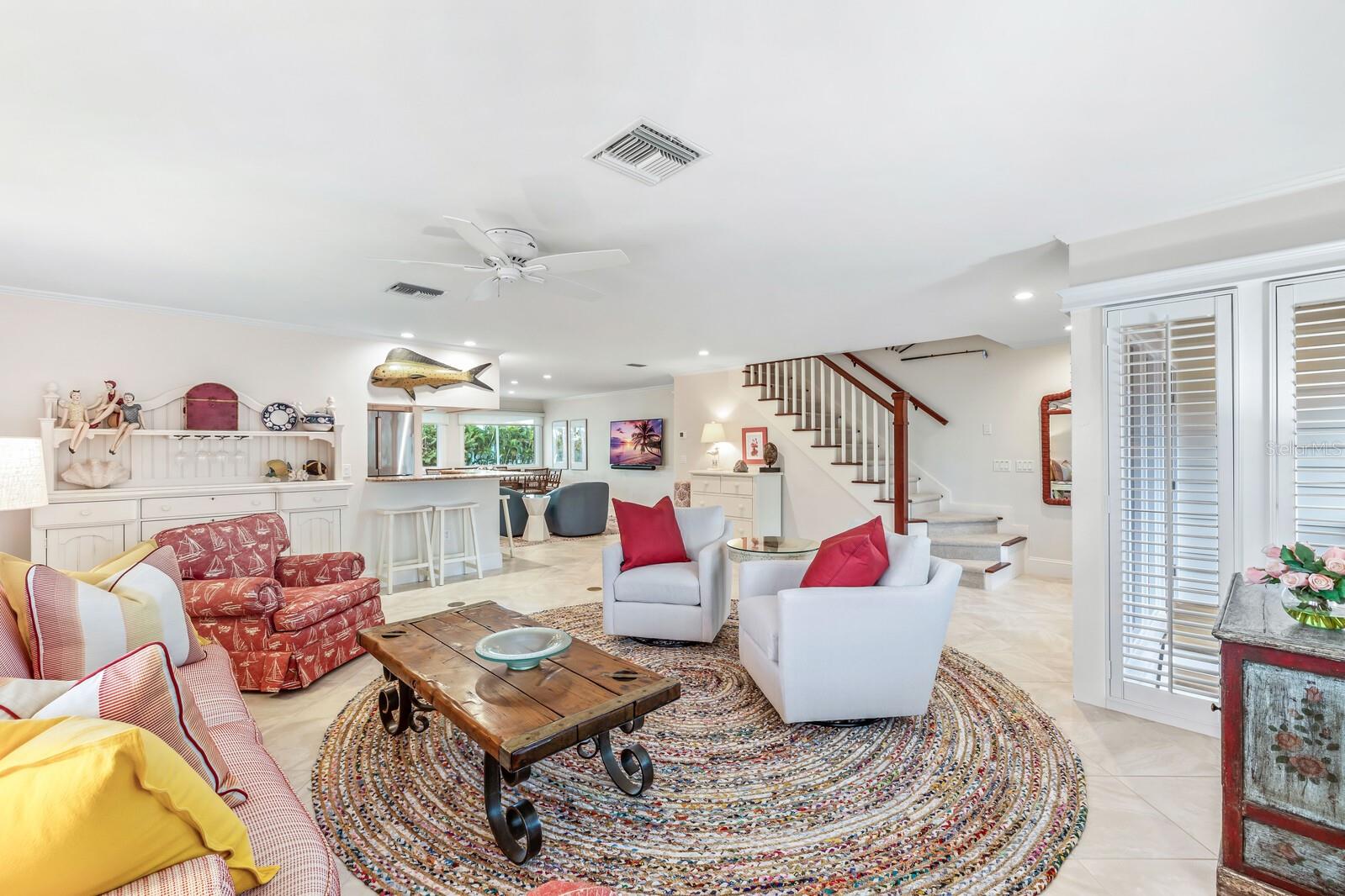 HARBOR DRIVE WATERWAYS - Residential