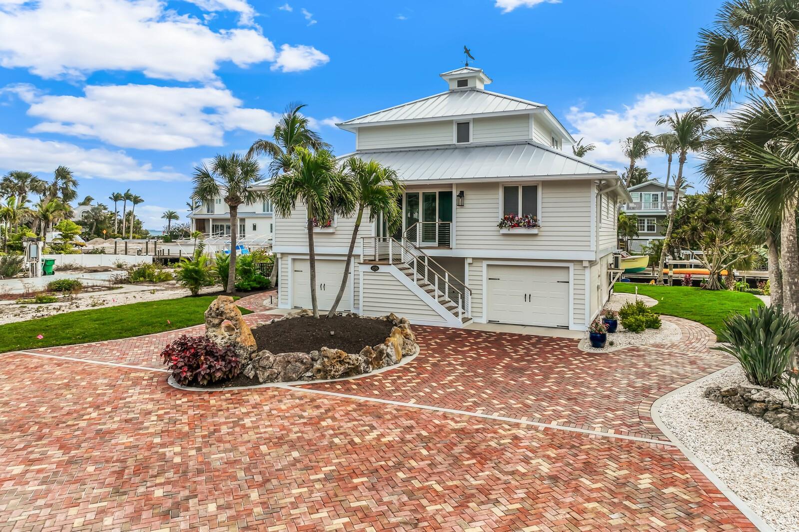 HARBOR DRIVE WATERWAYS - Residential