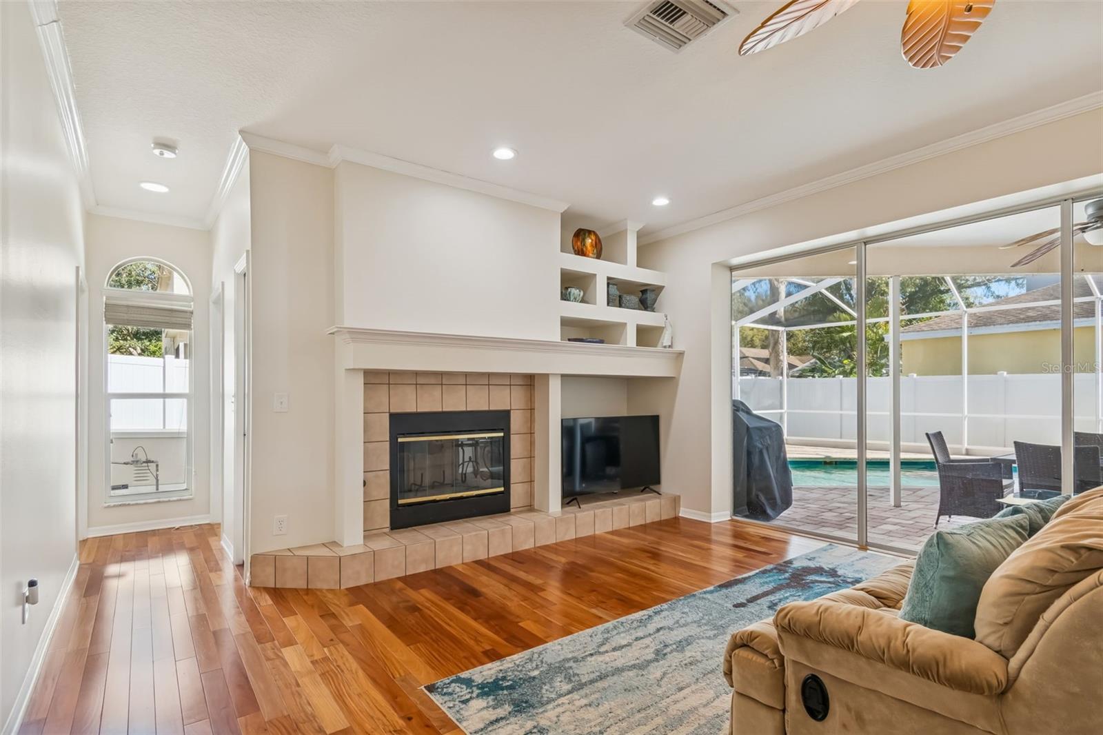 9334 HAMPSHIRE PARK DRIVE