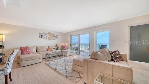 A home in LONGBOAT KEY