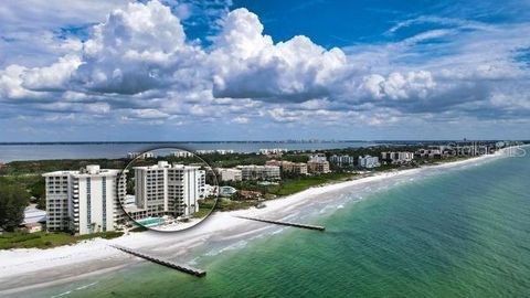 A home in LONGBOAT KEY