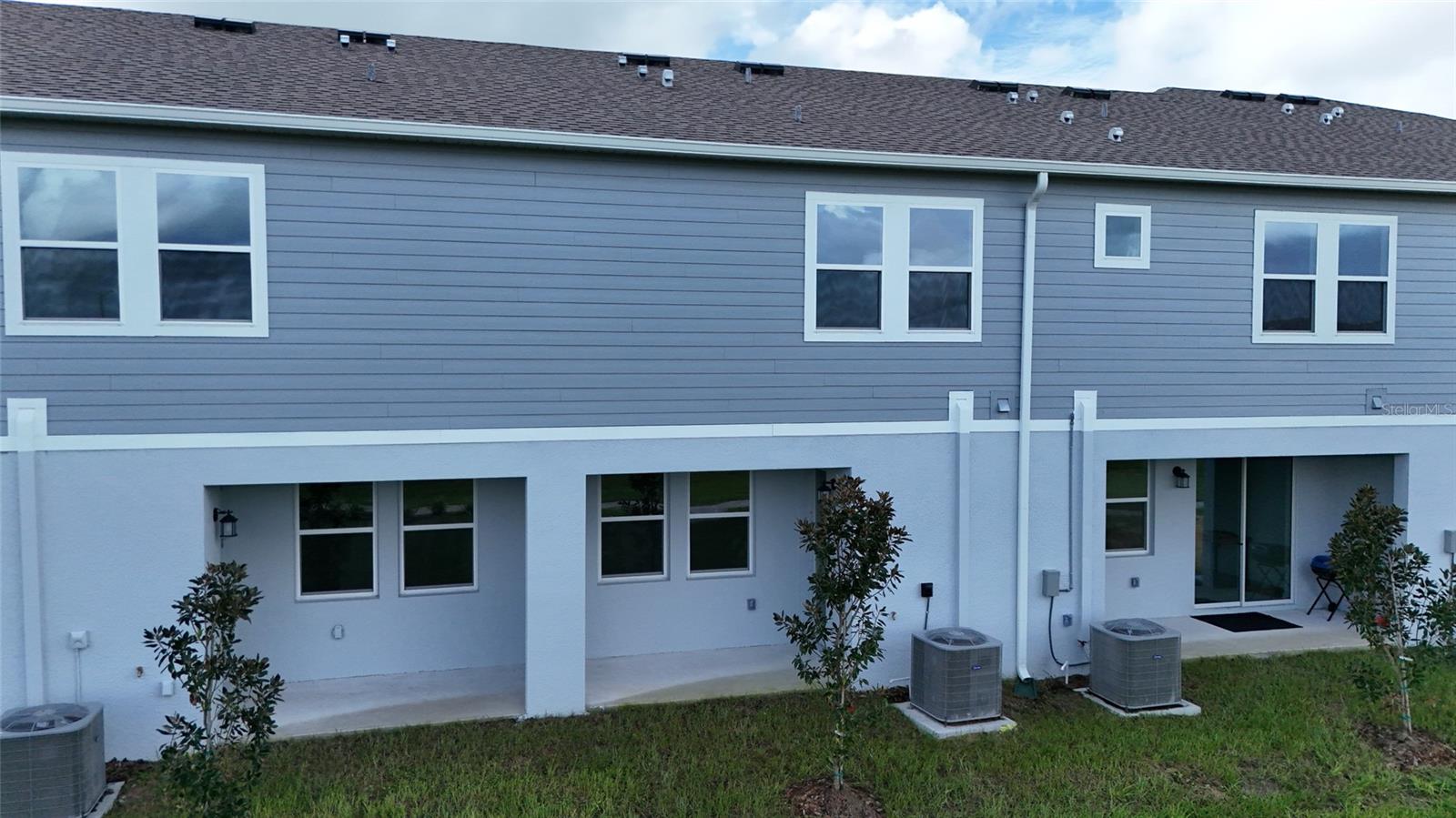 BRENTWOOD TOWNHOMES - Residential Lease