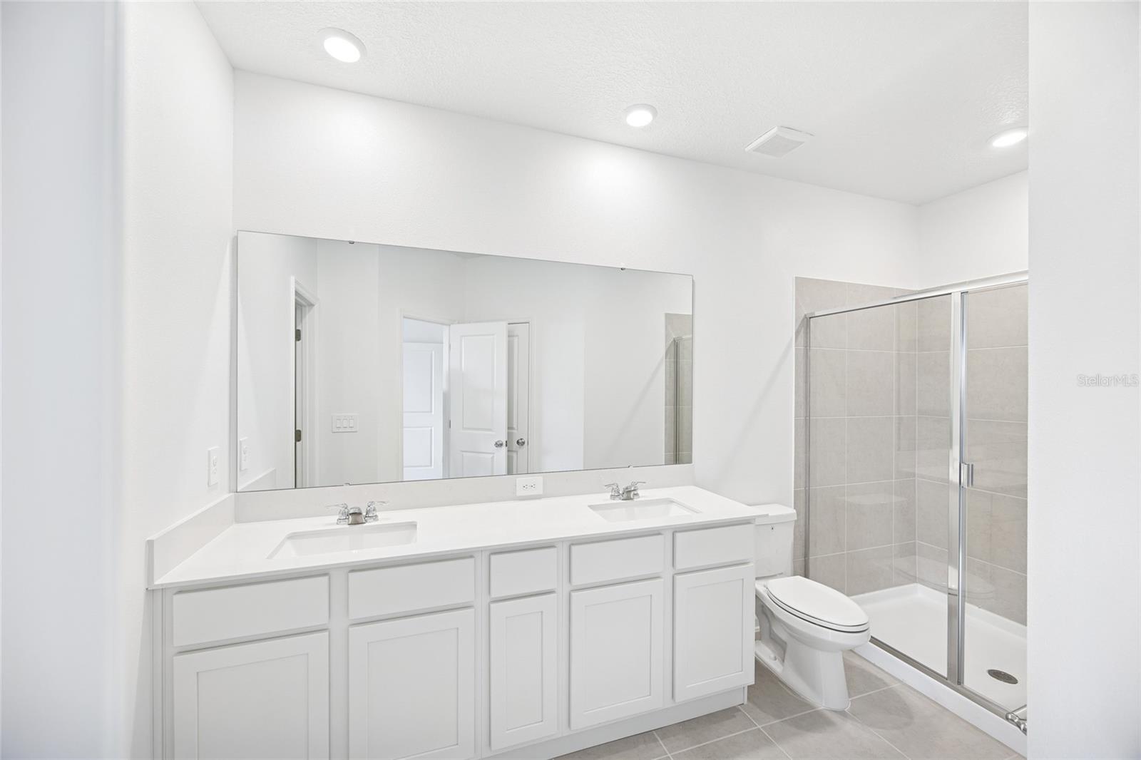 BRENTWOOD TOWNHOMES - Residential Lease