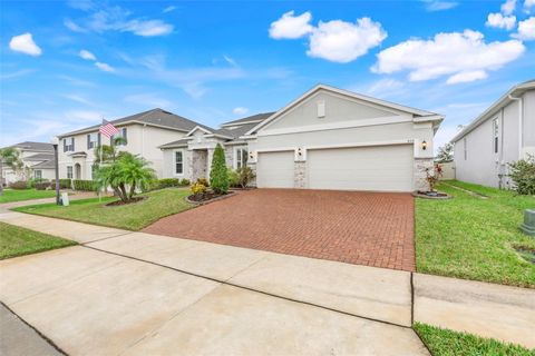 A home in MINNEOLA