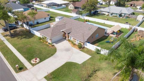 A home in PLANT CITY