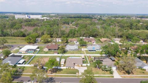 A home in PLANT CITY