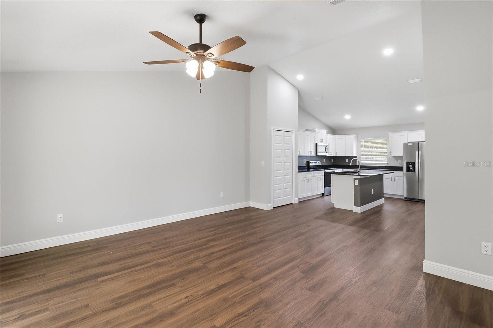 CITRUS SPGS UNIT 01 - Residential