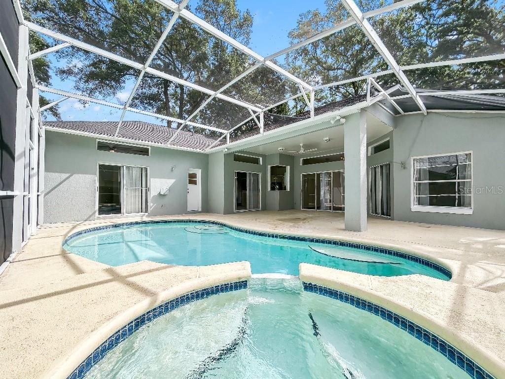 Photo of 4418 White Oak Circle, Kissimmee, FL 34746 (MLS # TB8496383)