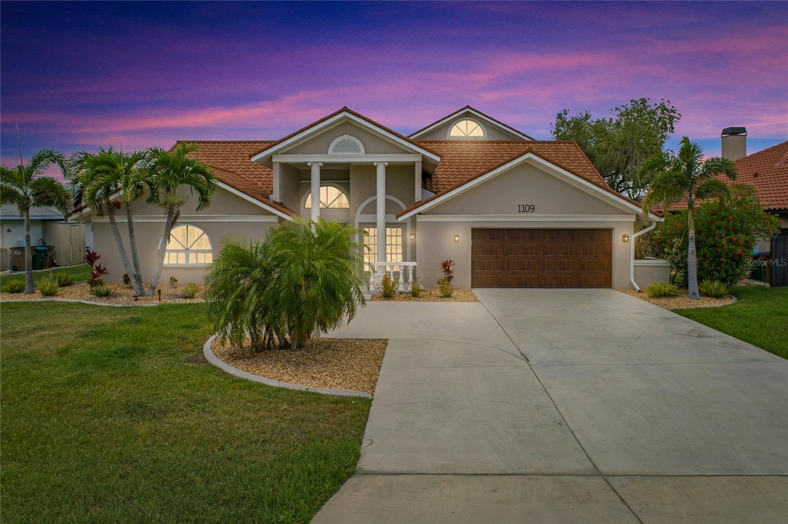 1109 SW 44TH STREET